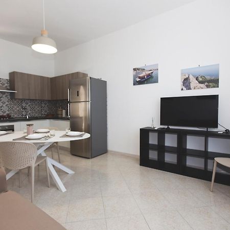 Brecchembe - Holiday Home In The Center Of Lacco Ameno Lacco Ameno  Buitenkant foto